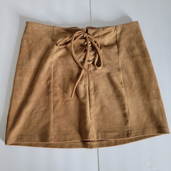 Charlotte Russe Brown Lace Up Tie Front Soft Staple Piece Mini Skirt - Picture 1 of 9
